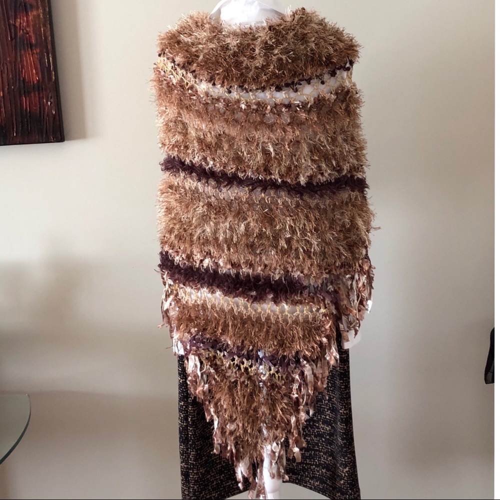 MULTICOLORED HAND KNITTED ARTISAN SHAWL / WRAP